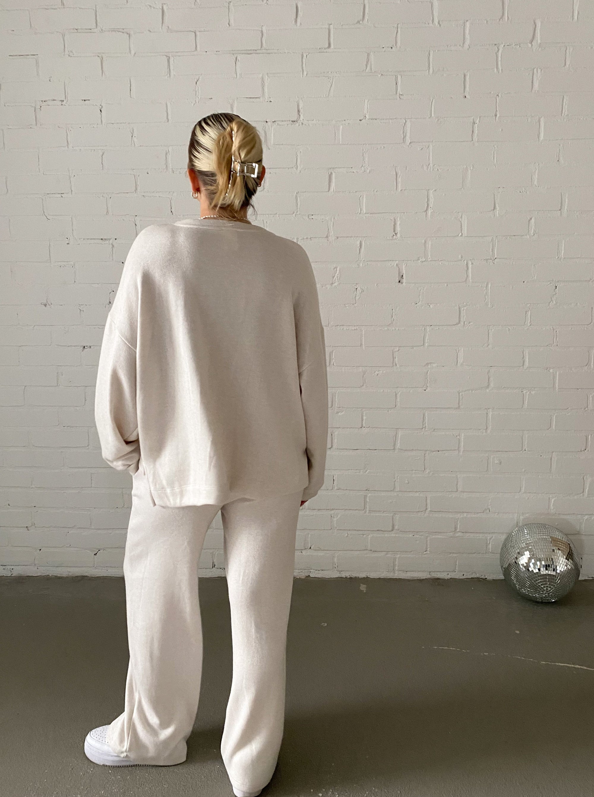 Comfy Day Sweatshirt, creme